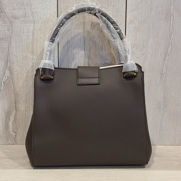 AUTHENTIC BURBERRY BUCKLE TOTE - Picture 3 of 16